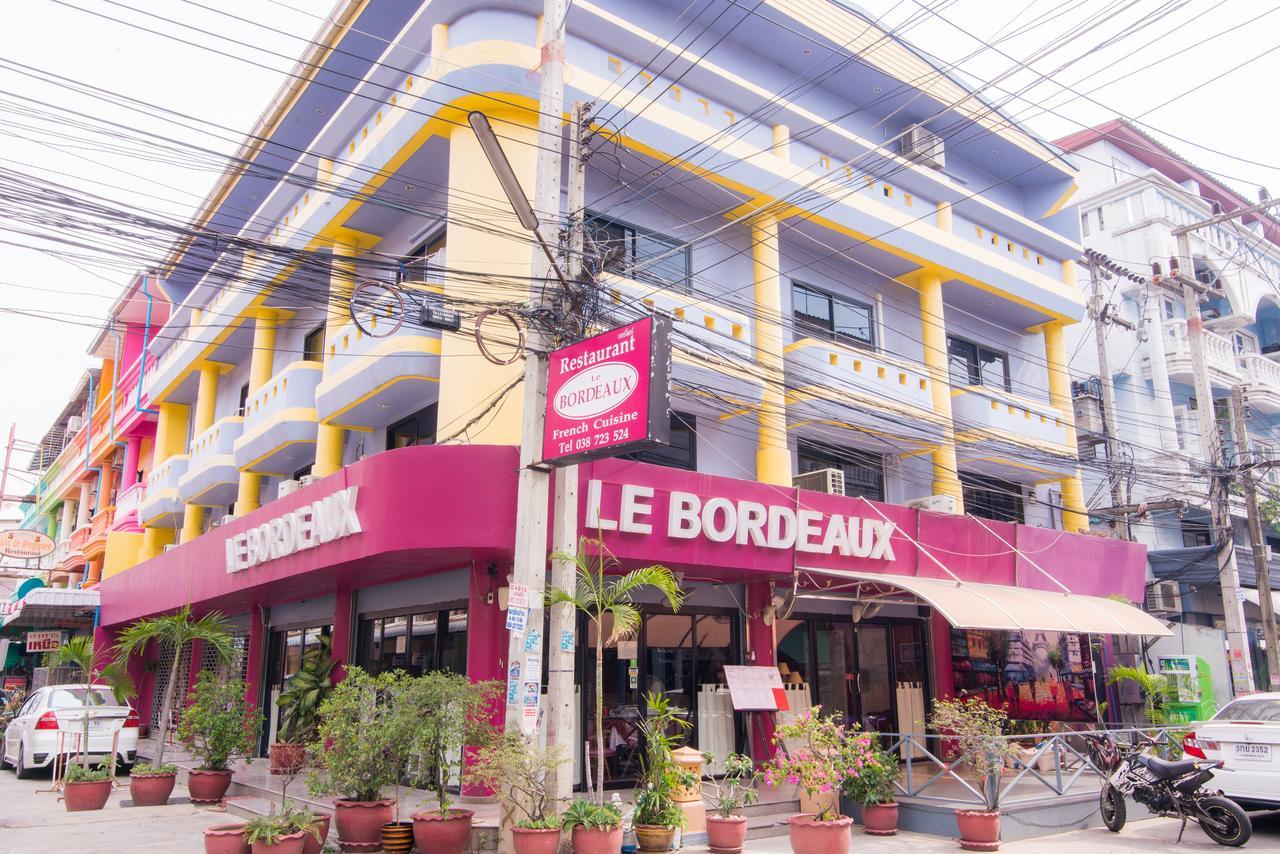 De Apartment Pattaya Εξωτερικό φωτογραφία