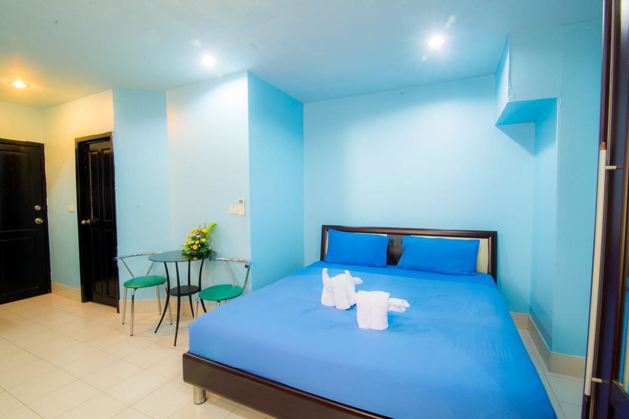 De Apartment Pattaya Εξωτερικό φωτογραφία